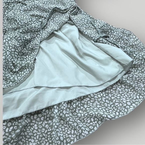 Kirundo Sage/White Midi V-Neck Dress - Picture 7 of 16